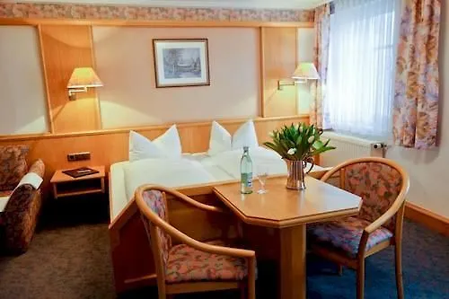 Hotel Lindenberger Hof