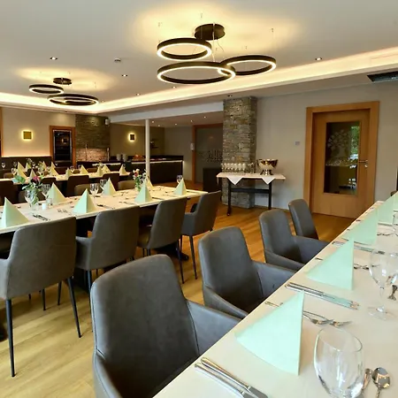 호텔 Lindenberger Hof 3*