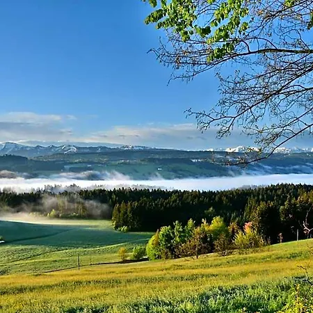 Lindenberger Hof Otel 3*