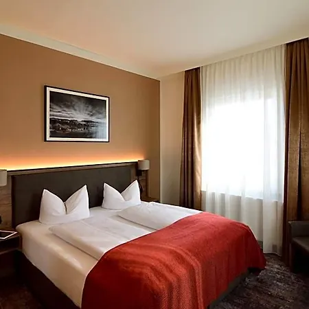 Otel Lindenberger Hof 3*