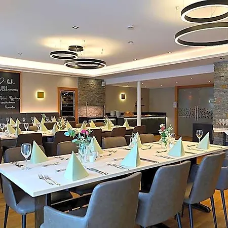 Lindenberger Hof Otel 3*