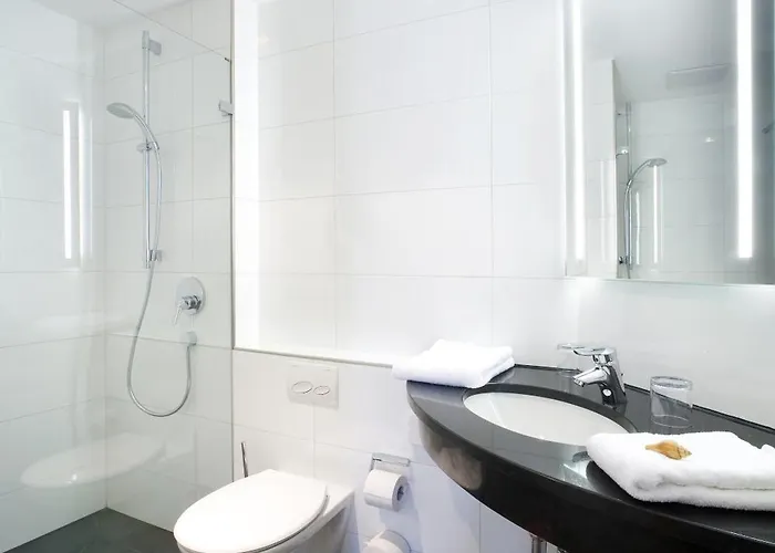 Ξενοδοχείο Lindenberger Hof 3*